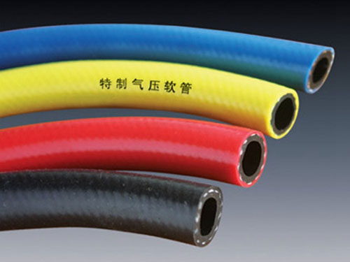 PVC and rubber composite high-strength polyester fiber reinforced special air pressure hose PVC橡膠復(fù)合高強(qiáng)度滌綸纖維增強(qiáng)特制氣壓軟管